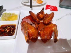 玻璃乳鸽-十六台·经典广东菜(德外大街店)