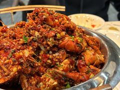 -凤凰路何眼镜香辣蟹(花果园店)