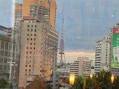 -广州中心皇冠假日酒店