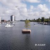 设计师在哥本哈根设计了一座迷你浮岛 CPH-Ø1