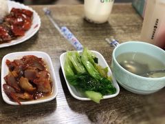 -煲煲香快餐(南京路店)