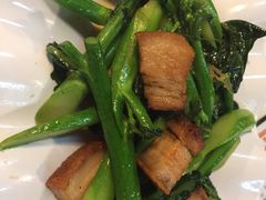-新大咀港式茶餐厅(宝山万达店)