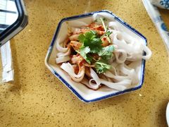-东巴谷野生菌火锅餐厅