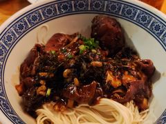 -沪西老弄堂面馆(定西路店)