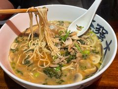 -李犟大爆鳝面·手工蟹黄包(湖滨西湖店)