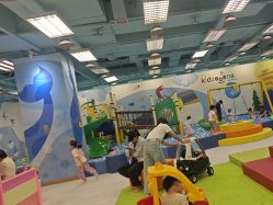 -莫莉幻想儿童乐园(三河燕郊永旺店)