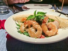 -弦月窗LUNETTE BY AMANDA(复兴路店)