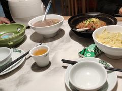 -绿草地·湘菜(酃湖师院店)