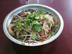 冒火锅粉-雷祖芳老妈蹄花店