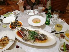 -湖影中餐厅·南京金茂威斯汀大酒店