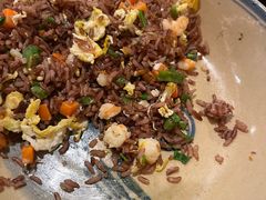 -Cuc Gach Quan Restaurant