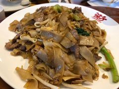 海鲜炒河粉-筷子