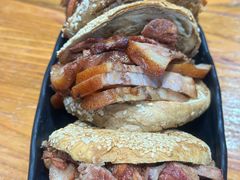 -老天桥酱肉烧饼夹肘子(天桥店)