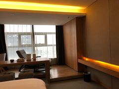 -优逸酒店(柳州窑埠古镇万象城店)