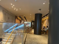-星巴克臻选(济南恒隆店)