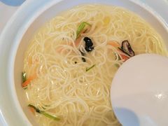 -满江红四季餐厅 · 国家五钻级酒家(新纪元大酒店店)