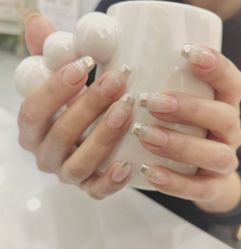 -雅洁美甲美睫