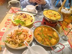 -小小集渔·泰式大排档(太古里香槟店)