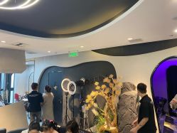 -TOP HAIR SALON