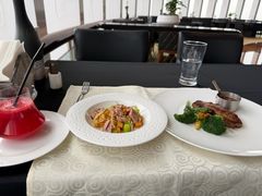 -厚街国际大酒店·360度旋转餐厅