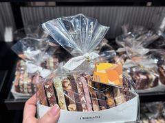 -Laderach 莱德拉(上海环贸iapm店)
