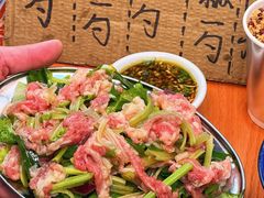 鲜切小黄牛-黔三一夺夺粉酸汤火锅(百信店)