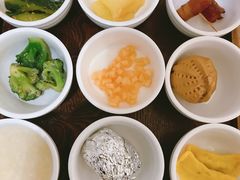 -乐领拈花溪·林涧食韵