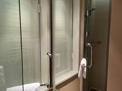 -上海中航虹桥机场泊悦酒店