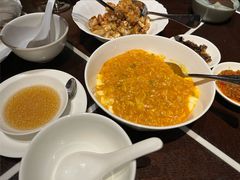 蟹粉豆腐-杭州西子湖四季酒店·金沙厅