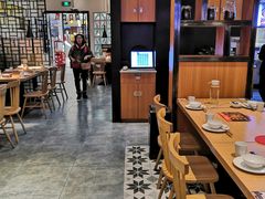 大堂-李子坝梁山鸡(北碚万达五鸡哥店)