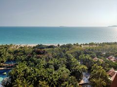 -三亚湾海居铂尔曼度假酒店