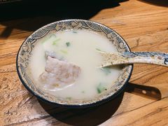 有机大鱼头汤-丹江渔村(首都机场店)