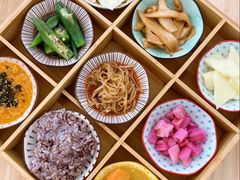 -轻蔬不用等·素食(江苏路店)