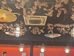 -老街烧烤大排档·地道湖北菜·龙虾馆(汉口火车站店)