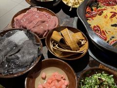 -卤校长老火锅(杨家坪直营店)