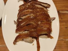 片鸭皮单吃-新興传承烤鸭