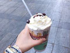 -茶颜悦色(嘉顿一楼吉时赏味游园会店)