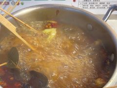 -逸山伍自转小火锅(纺织品店)