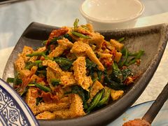 -马尔龙新疆饭店·清真(瑞景店)