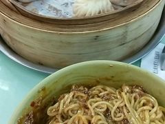-食惠里小笼包面馆(越秀店)