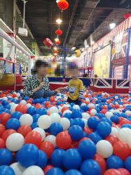 -开心哈乐亲子乐园(东森时尚百货店)