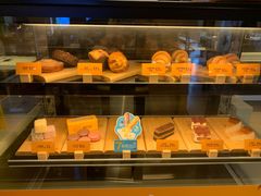 面包甜点陈列柜-麦当劳(总统大酒店店)