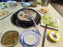 -九寨特色牦牛肉汤锅 羊肉汤锅