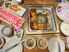 -东巴人鱼豆花火锅(幸福街店)