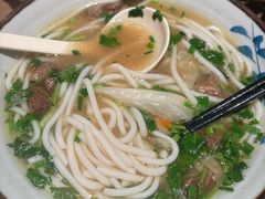 -鑫花溪牛肉米粉(凤凰街创始总店)