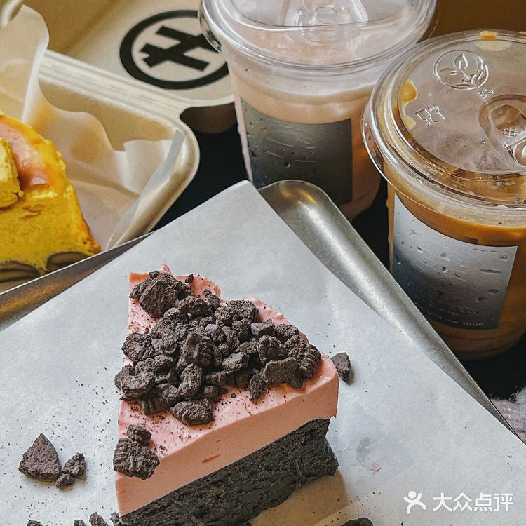 福州竟然有Blackpink女团巴斯克🖤这家咖啡店太会了‼️