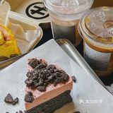 福州竟然有Blackpink女团巴斯克🖤这家咖啡店太会了‼️