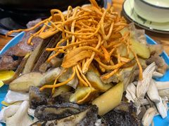 -菌之家·专业纯野生菌火锅·特色炒菌