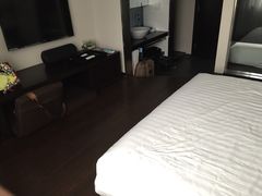 桔子酒店精选(西藏北路店)-桔子酒店(上海西藏北路地铁站店)