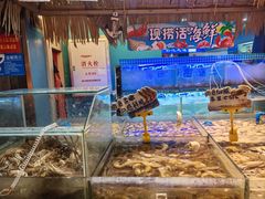 -领鲜活海鲜榴莲自助火锅(东门店)